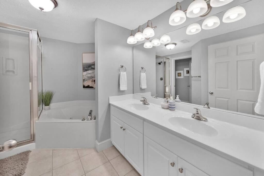 Beachfront Condo #607 At Majestic Beach Resort Panama City Beach Esterno foto
