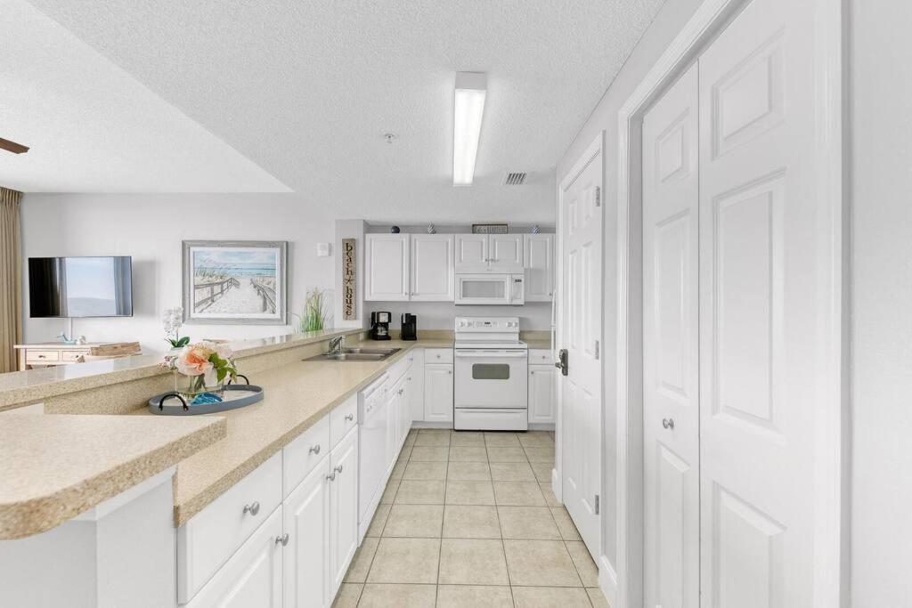 Beachfront Condo #607 At Majestic Beach Resort Panama City Beach Esterno foto